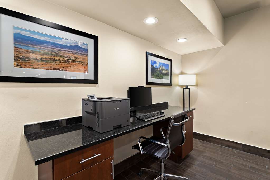 Comfort Suites University Las Cruces - photo 37
