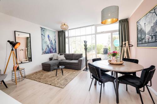 Amsterdam Beach Apartment 9 Private Garden — 4-Star Luxury Hotel in Zandvoort, Netherlands