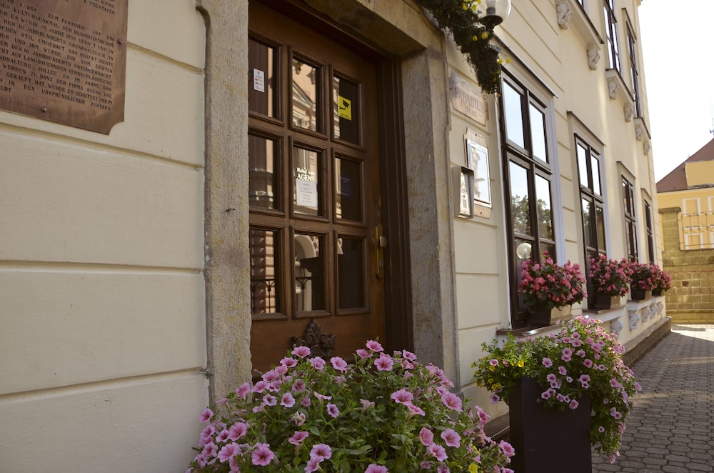 Hotel Paradies - carbon neutral hotel in Teplice