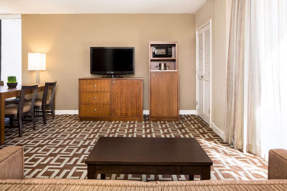DoubleTree by Hilton Hotel Jacksonville Riverfront - photo 22