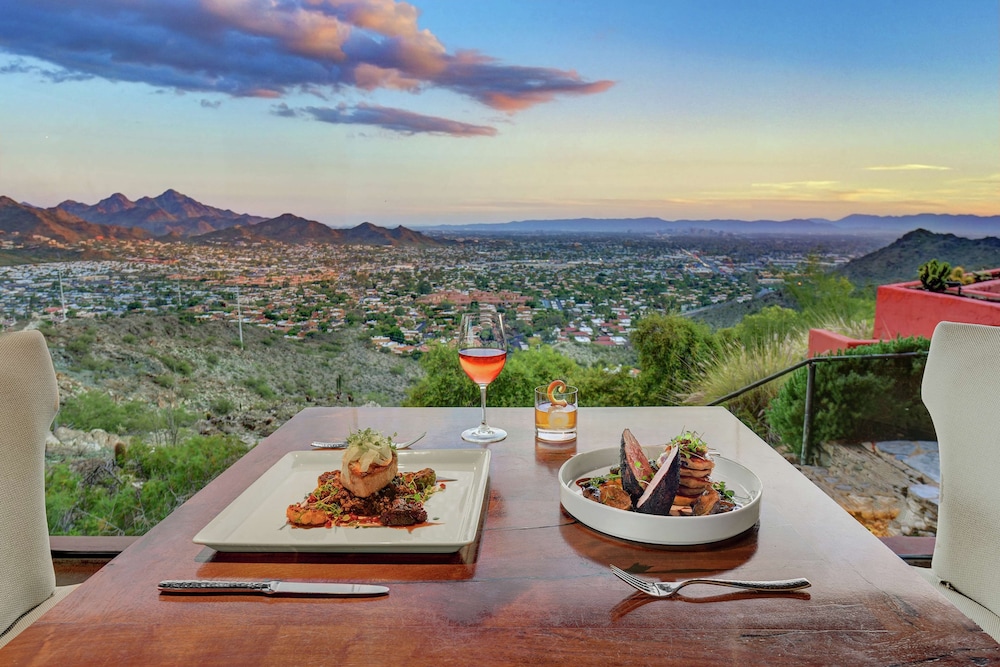 Hilton Phoenix Tapatio Cliffs Resort - photo 108