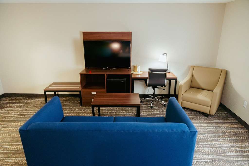 Clarion Pointe Dillard near Blue Ridge Mountains - photo 13