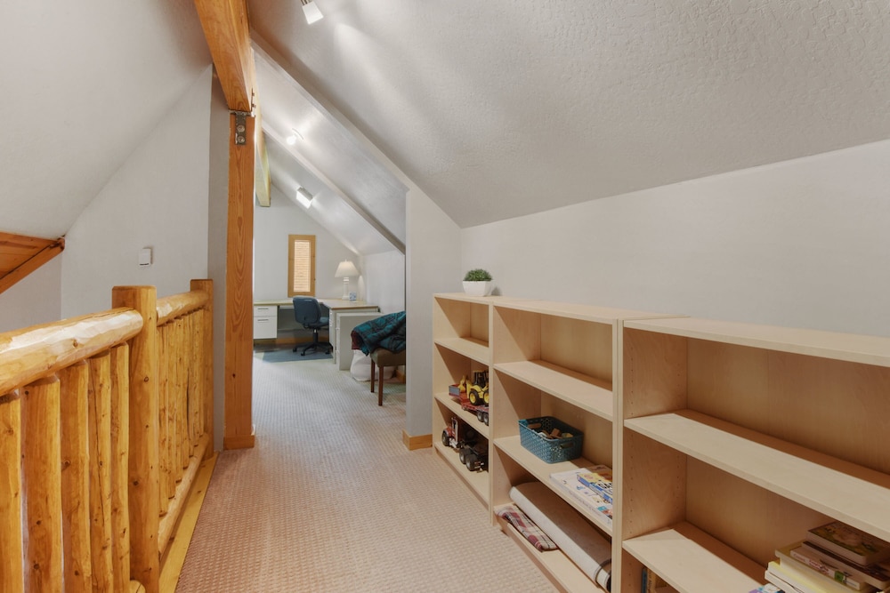 Tucked Inn Tahoma - photo 19