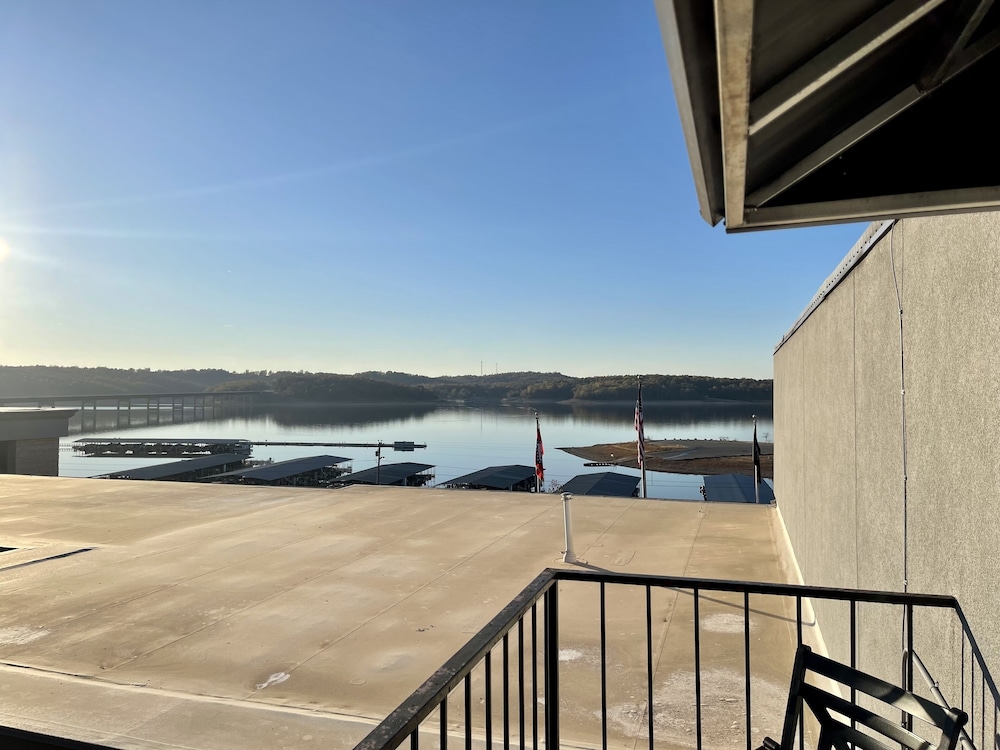 Lake Norfork Inn - photo 62