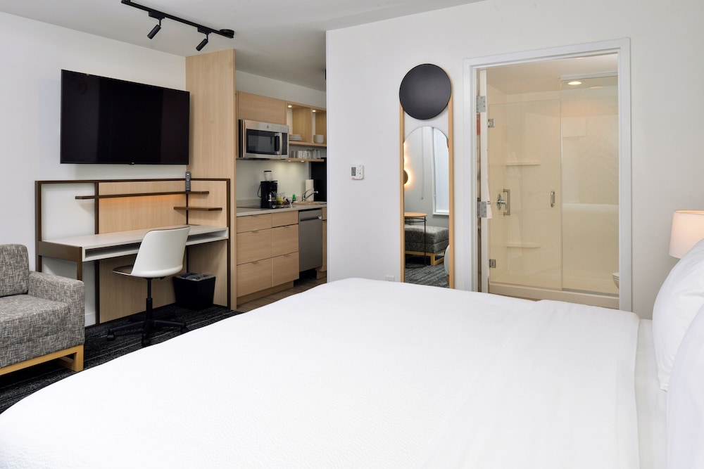 TownePlace Suites by Marriott Asheville Downtown - photo 15
