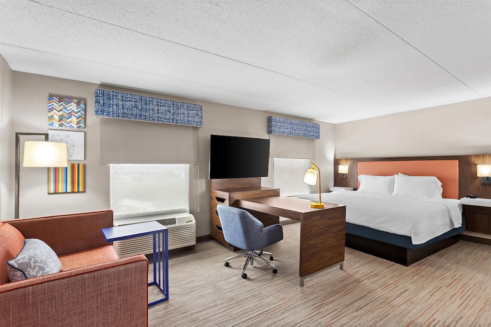 Hampton Inn & Suites Bolingbrook - photo 27