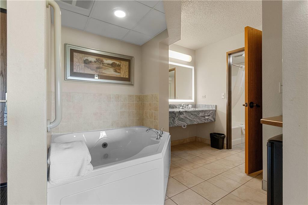 AmericInn by Wyndham Green Bay East - photo 85