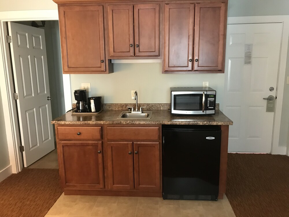 The Admiral's Inn Resort - photo 22