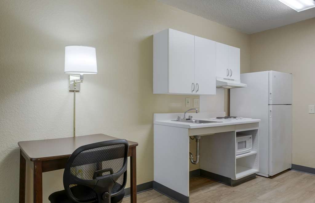 Extended Stay America Suites San Antonio Colonnade Medical - photo 28