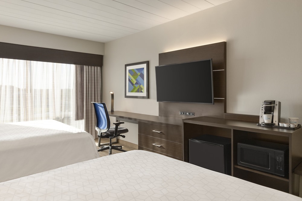 Holiday Inn Express Hotel & Suites Fort Myers East The Forum by IHG - photo 8