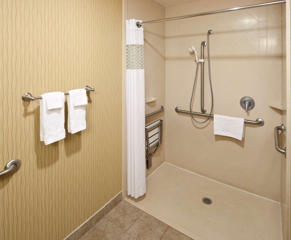 Hampton Inn & Suites Texarkana - photo 27