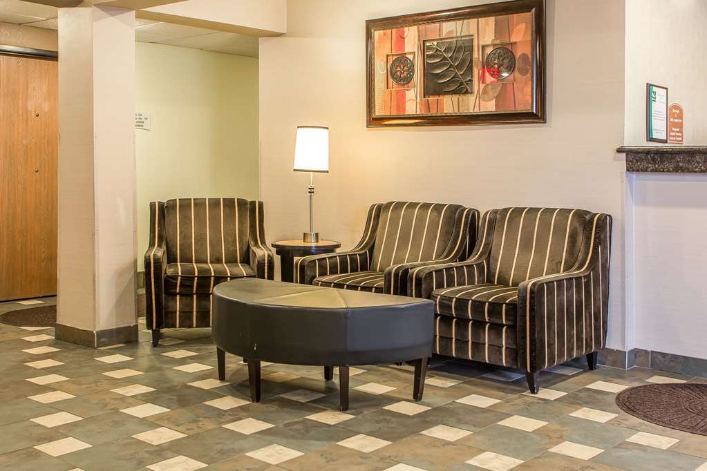 Quality Inn & Suites Marinette - photo 7