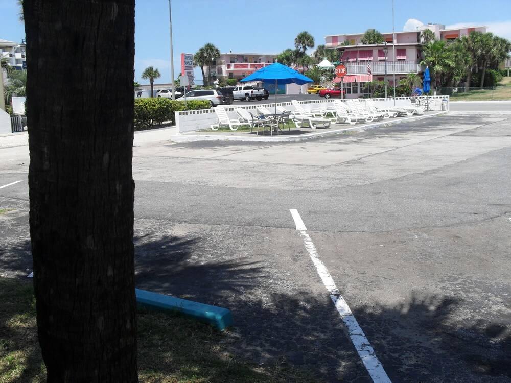 Shore Winds Motel - photo 51