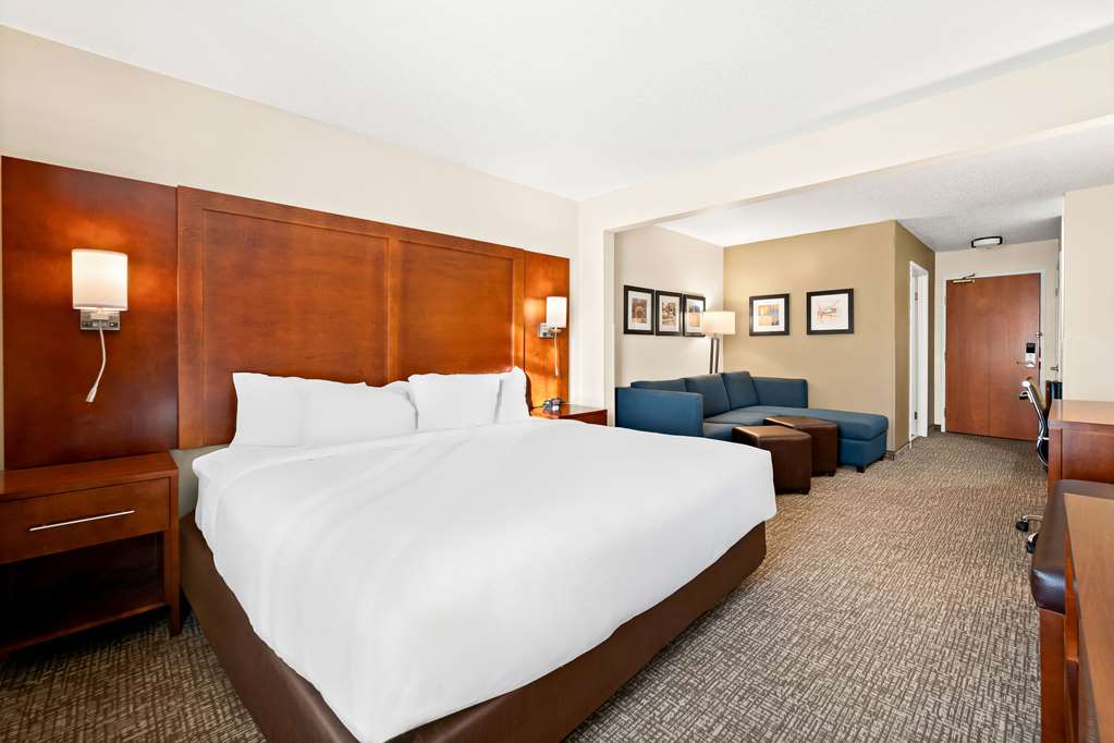Comfort Inn & Suites Decatur Forsyth - photo 8