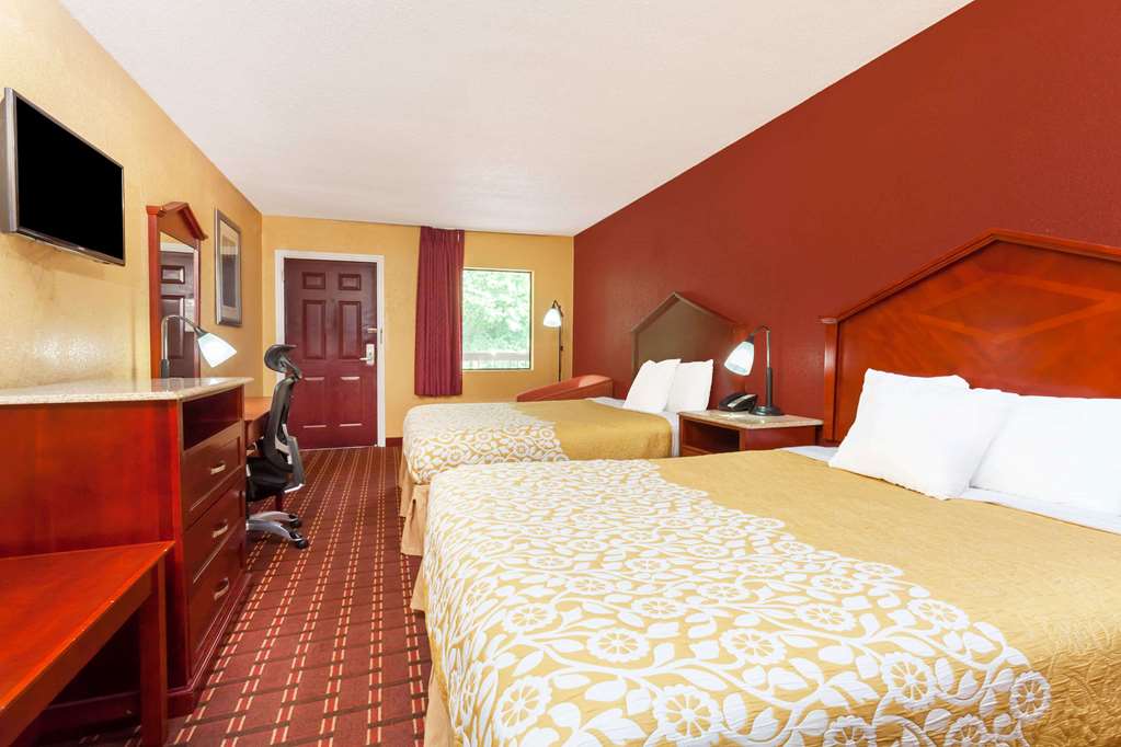 Days Inn by Wyndham Columbia - photo 13