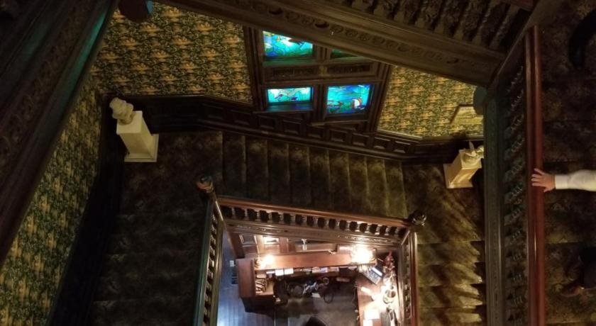 The Columns Hotel - photo 14