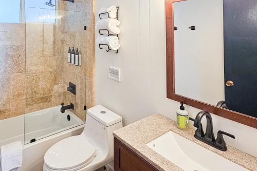 Cozy Cabin — 4-Star Luxury Hotel in Groveland, United States