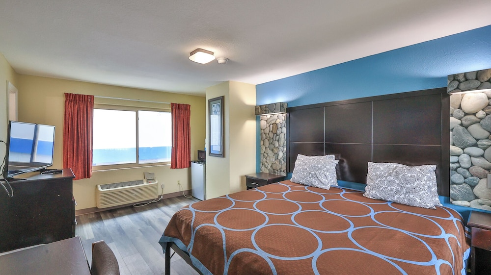 Driftwood Beach Motel - photo 48