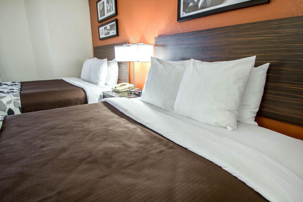 Sleep Inn & Suites Riverfront - photo 4