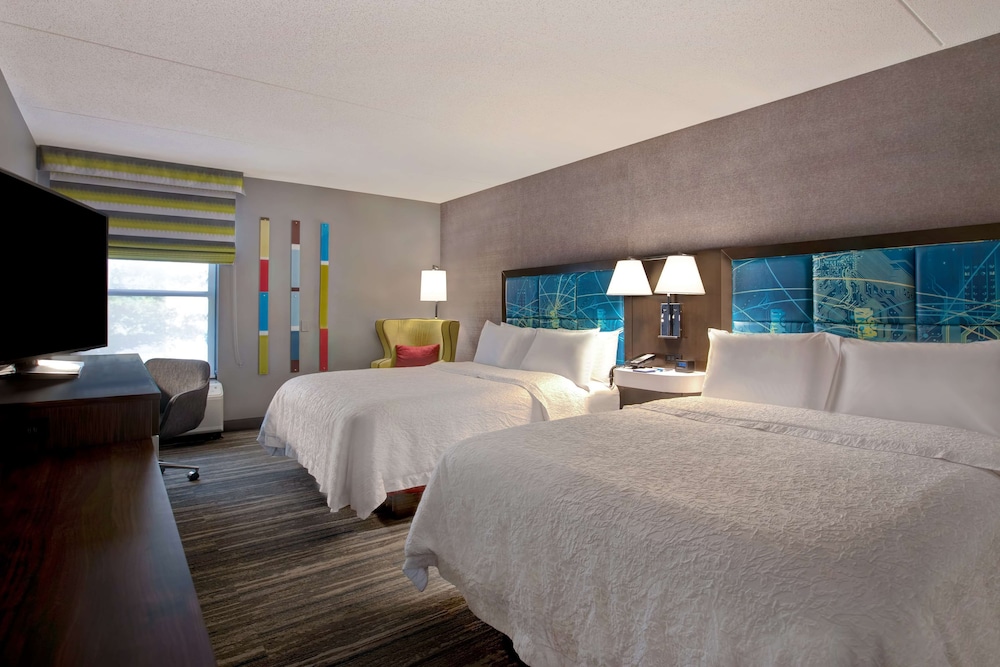 Hampton Inn Olive Branch - photo 17
