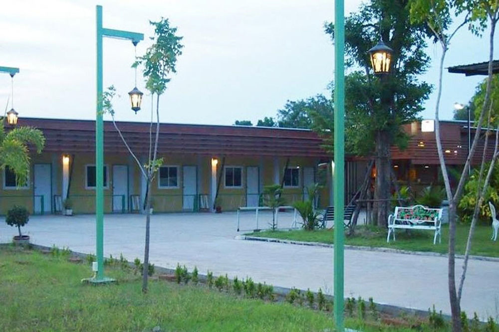 Punnada Resort — hotel in Nang Rong