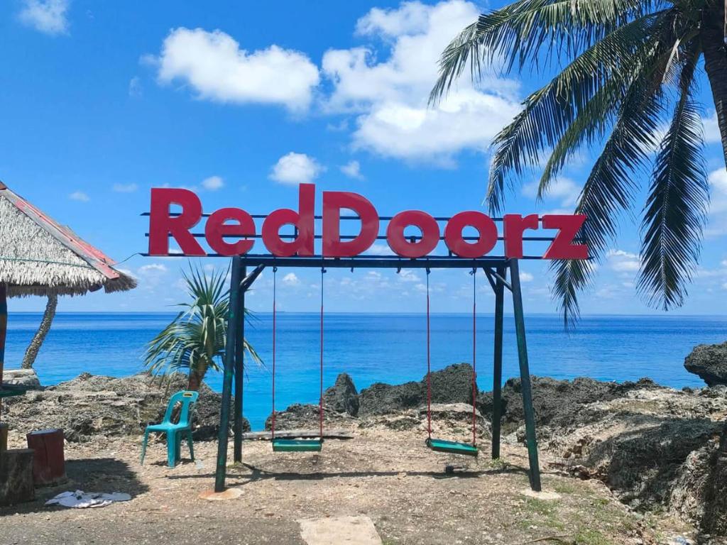 RedDoorz Syariah near Ujong Kareung Beach Sabang — hotel in Sabang