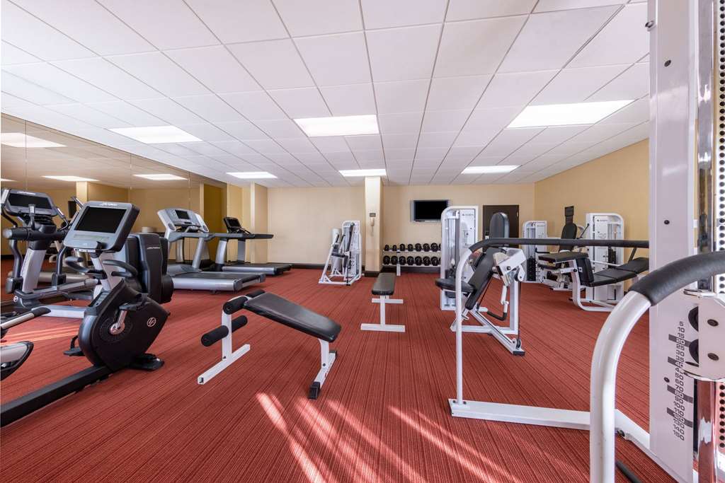 Wyndham Garden Kansas City Airport - photo 12