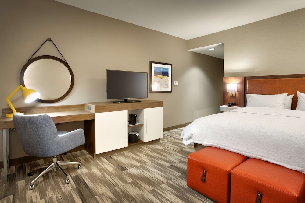 Hampton Inn & Suites Rexburg - photo 8