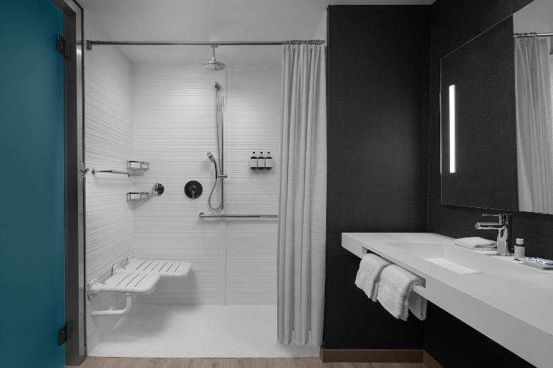 AC Hotel by Marriott Tampa Airport - photo 34