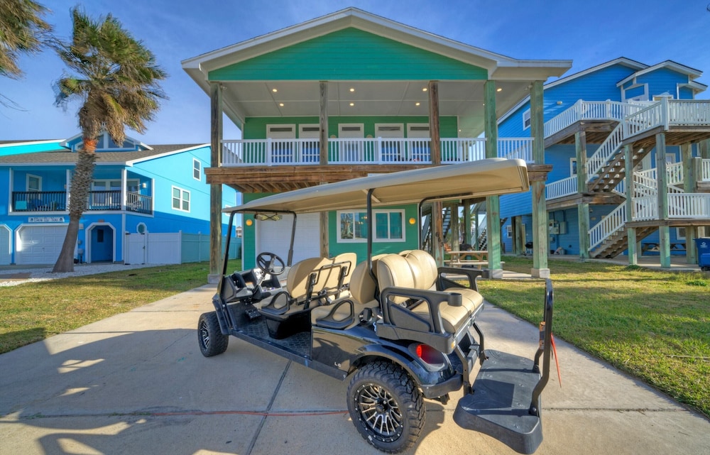 Jones N by the Beach by Avantstay Walk to Beach - featured photo