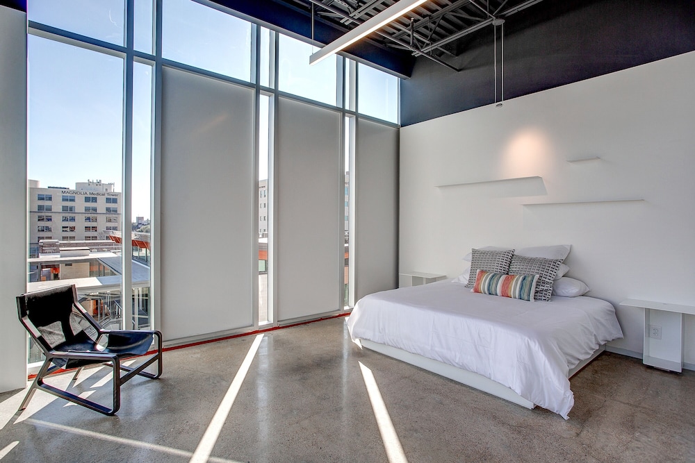 Hotel Revel - photo 18