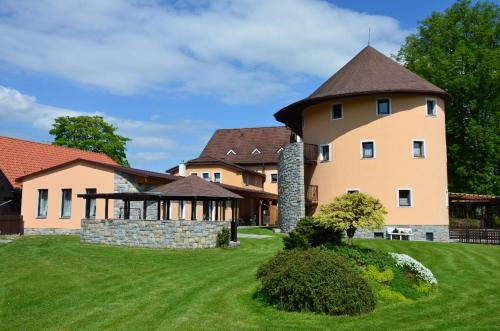 Penzion Marie Žumberk — hotel in Trhove Sviny