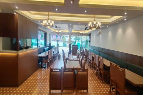 Hotel Embell — Naini Tal — photo 3