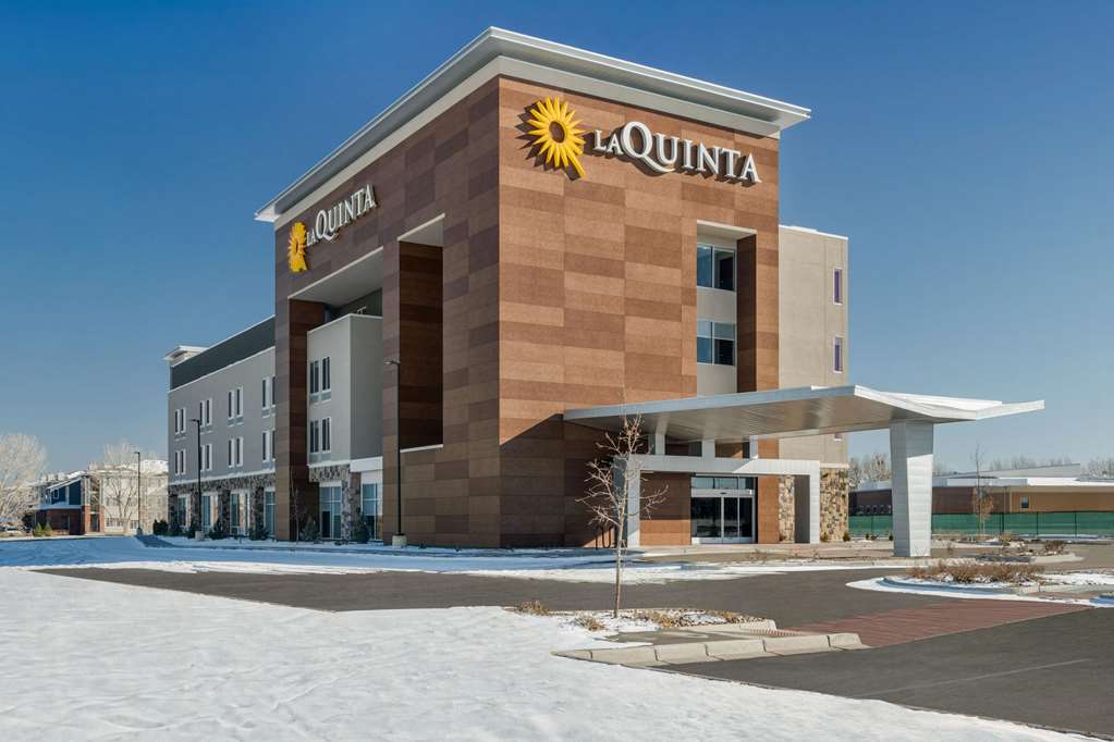La Quinta Inn & Suites by Wyndham Denver Parker - photo 4