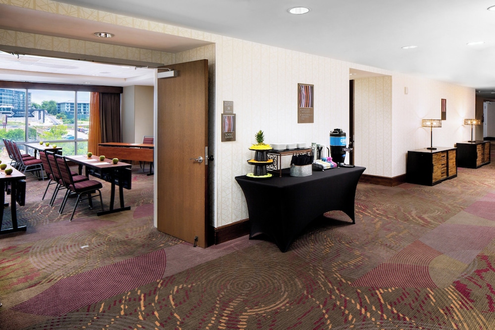 Hotel Indigo Austin Downtown University by IHG - photo 64