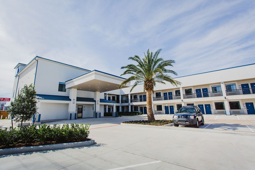 Palace Inn Blue US 59 & Gessner - photo 10