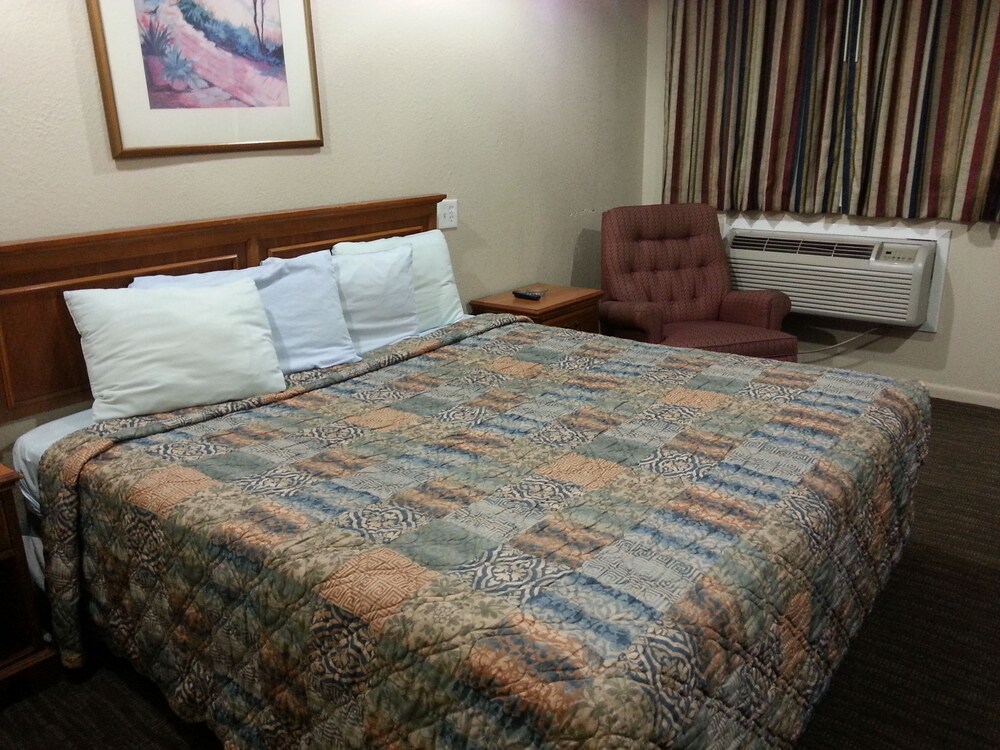King&Apos;S Inn Motel - photo 9