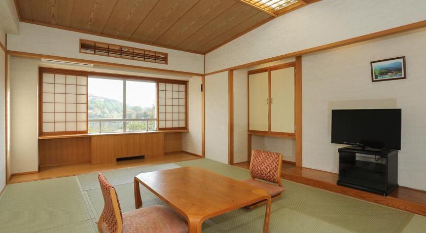 Shirakabako View Hotel — hotel in Nagano