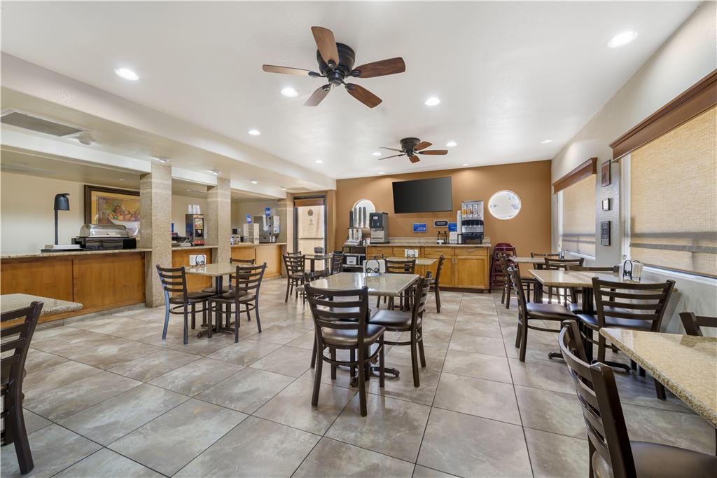 Best Western Cottonwood Inn - photo 31