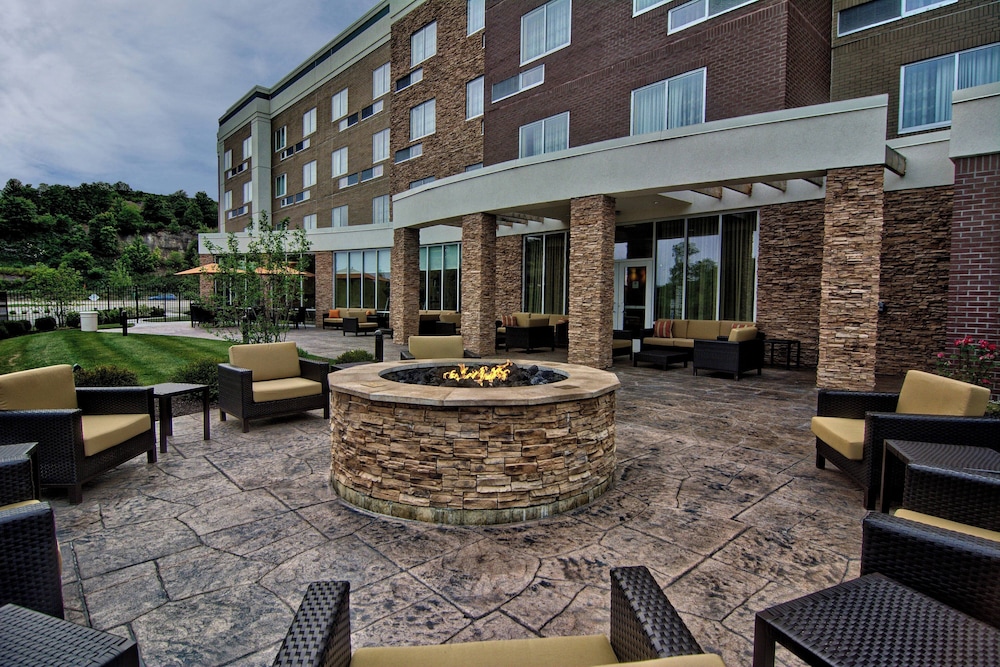 Courtyard by Marriott Bridgeport Clarksburg - photo 23