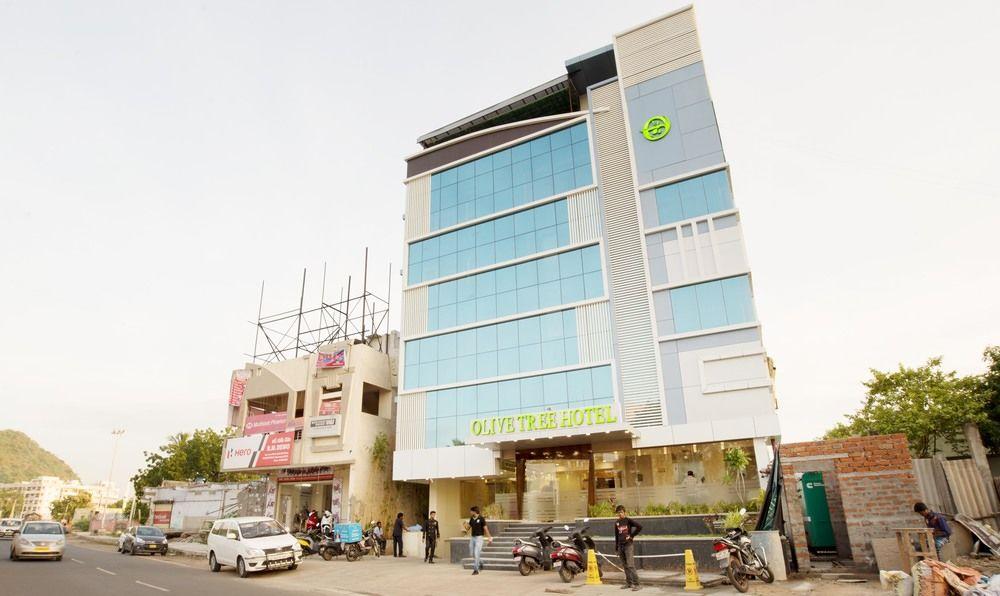 Treebo Olive Tree — hotel in Vijayawada