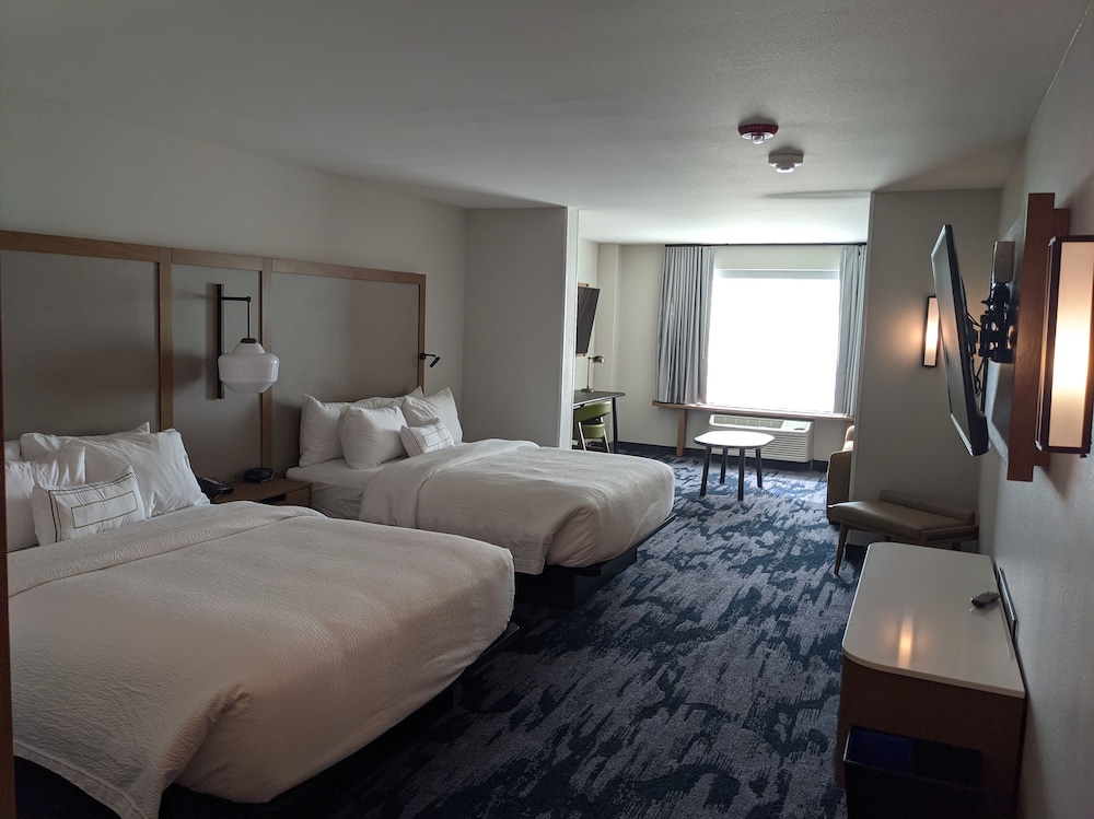 Fairfield Inn & Suites by Marriott Lincoln Crete - photo 11