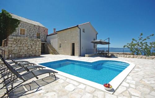 Villa Ursula — 4-Star Luxury Hotel in Podgora, Croatia