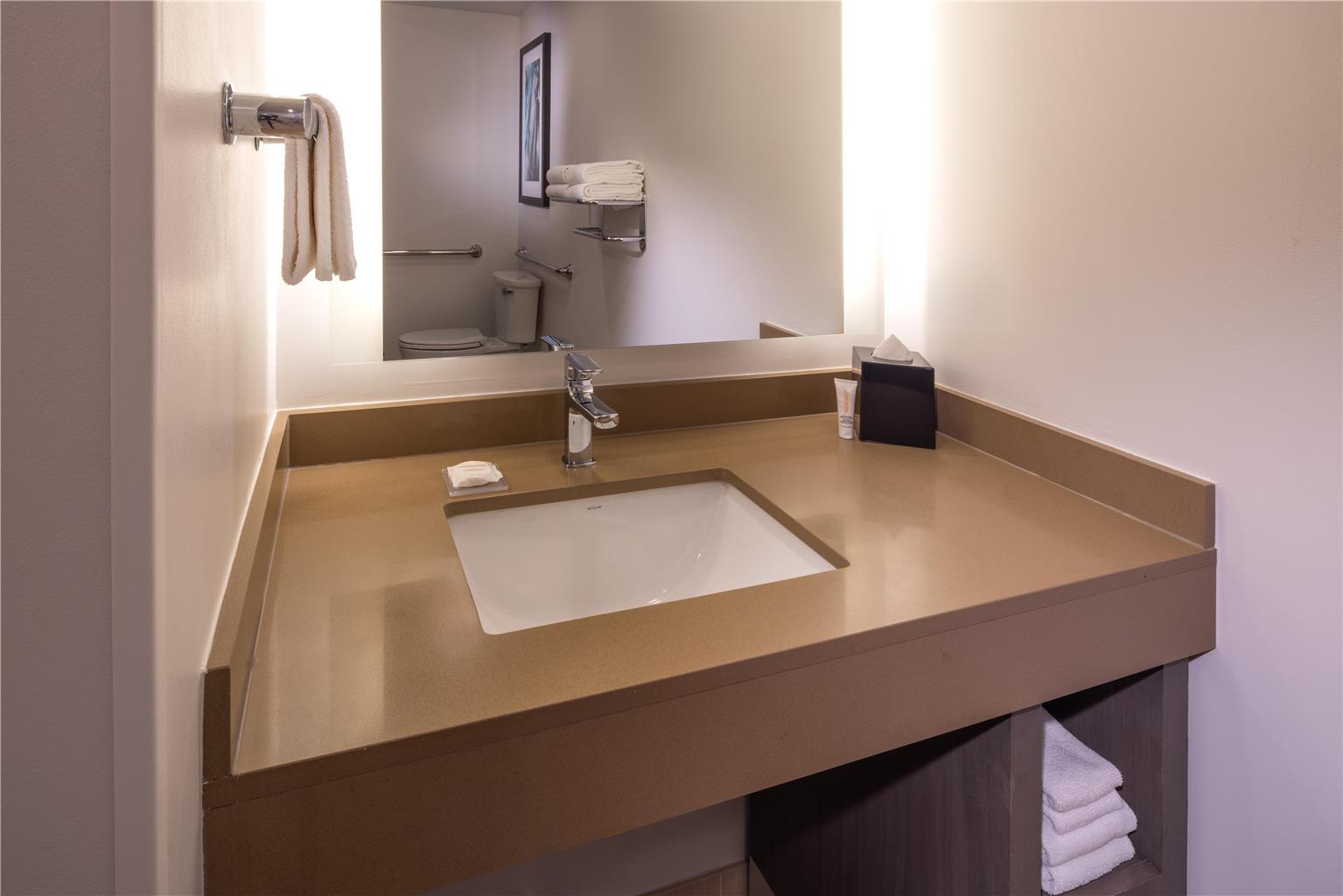 Hyatt House Seattle Downtown - photo 8
