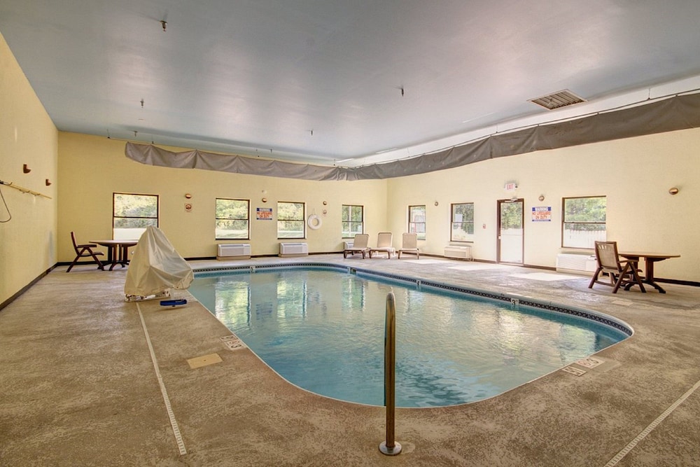 Holiday Inn Express Columbus South Obetz by IHG - photo 15