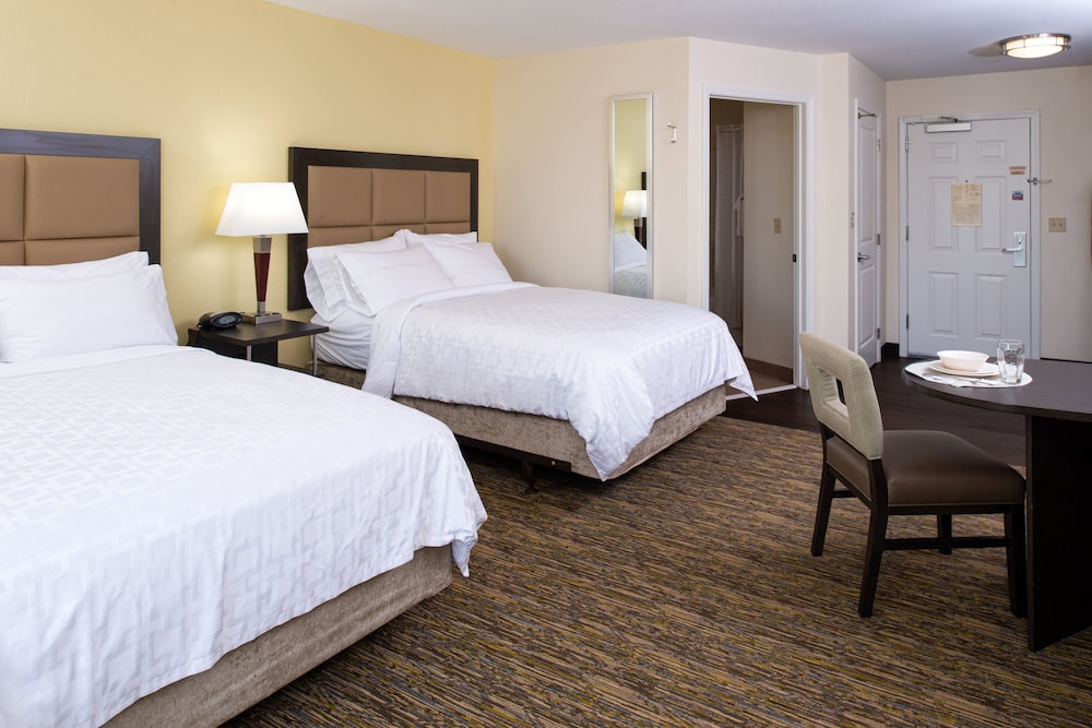 Candlewood Suites Olathe by IHG - photo 6