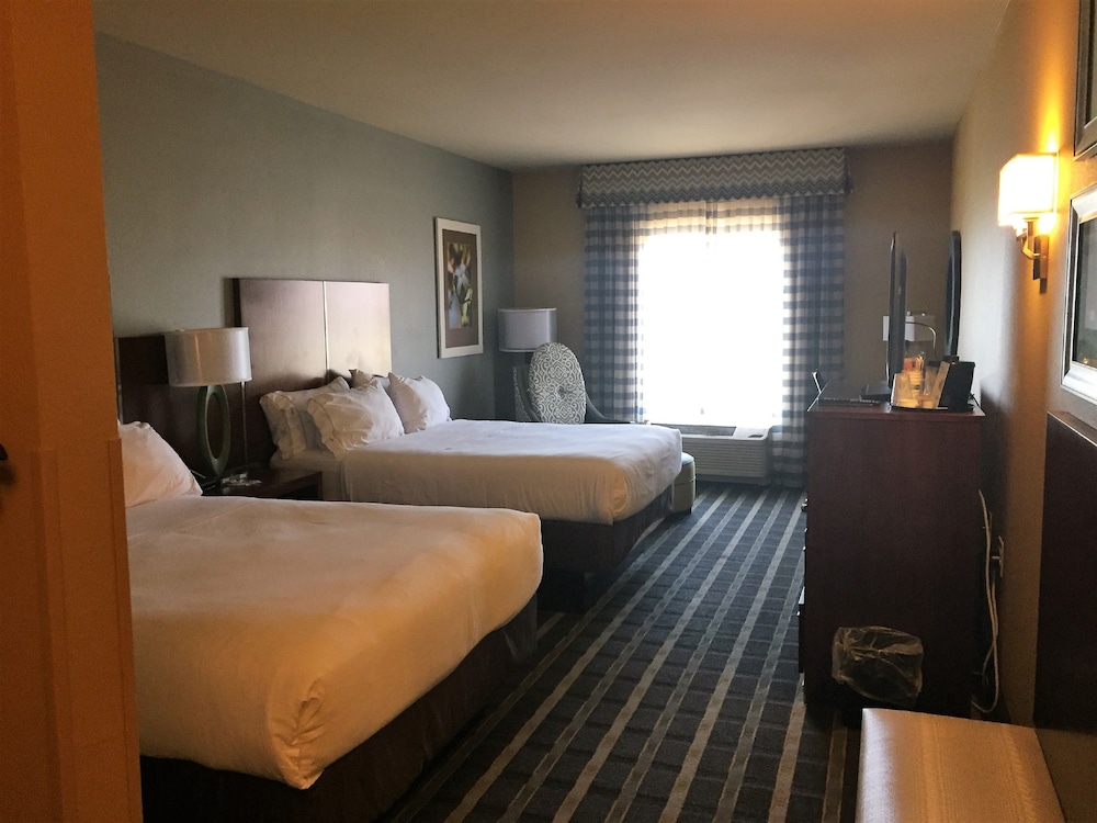 Holiday Inn Express & Suites Perry National Fairground Area #34 by IHG - photo 10