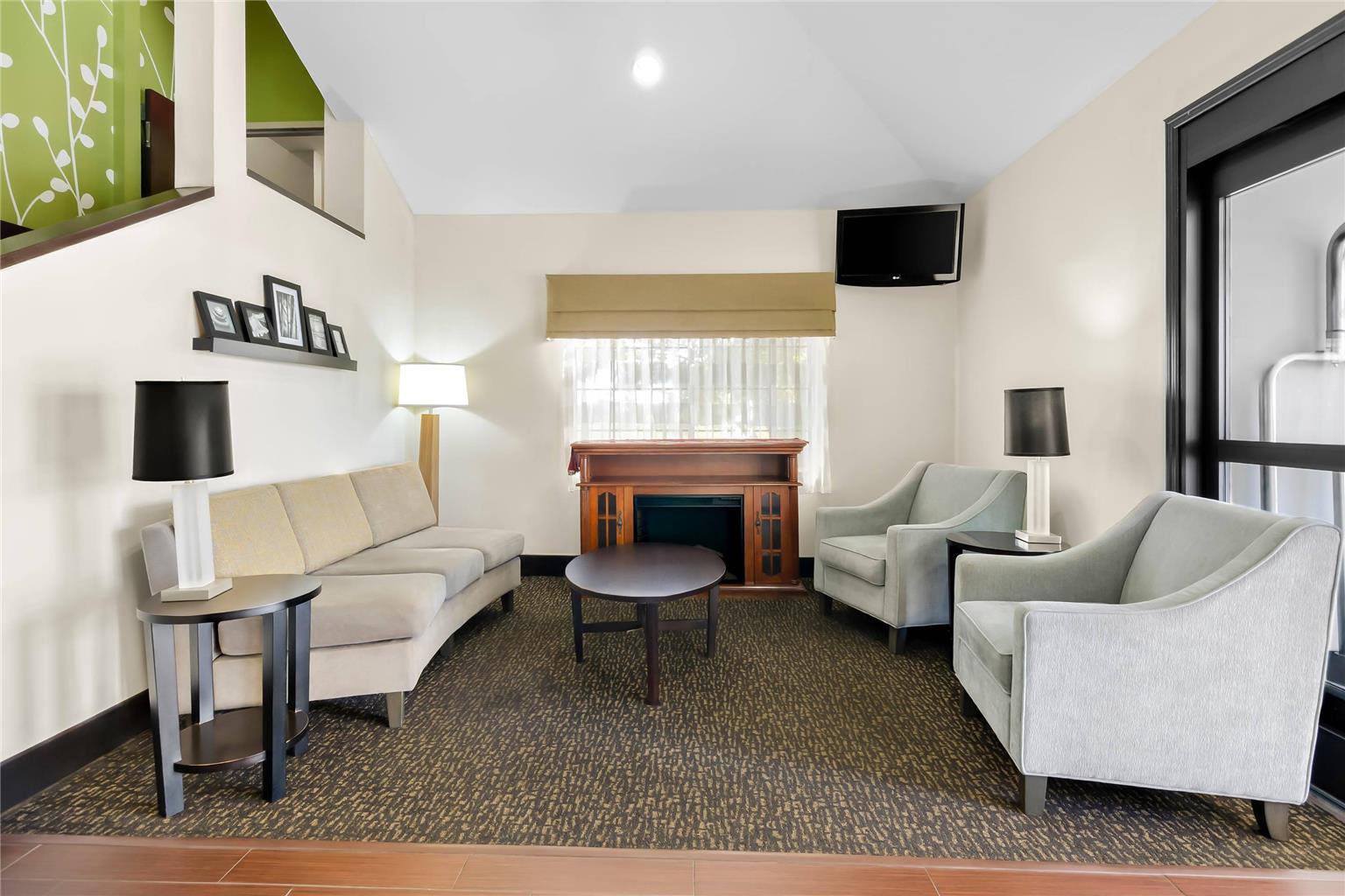 Sleep Inn & Suites Princeton I 77 - photo 12