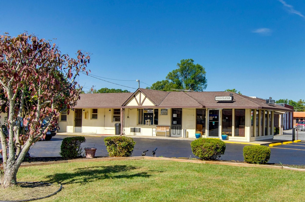 Scottish Inns Collinsville Martinville - photo 28
