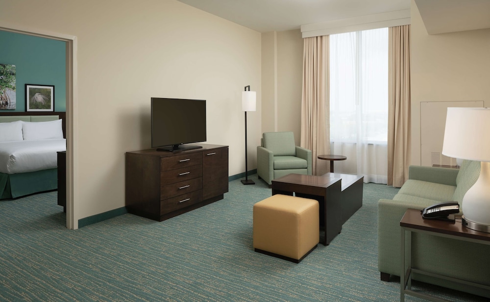 DoubleTree by Hilton Miami Doral FL - photo 12